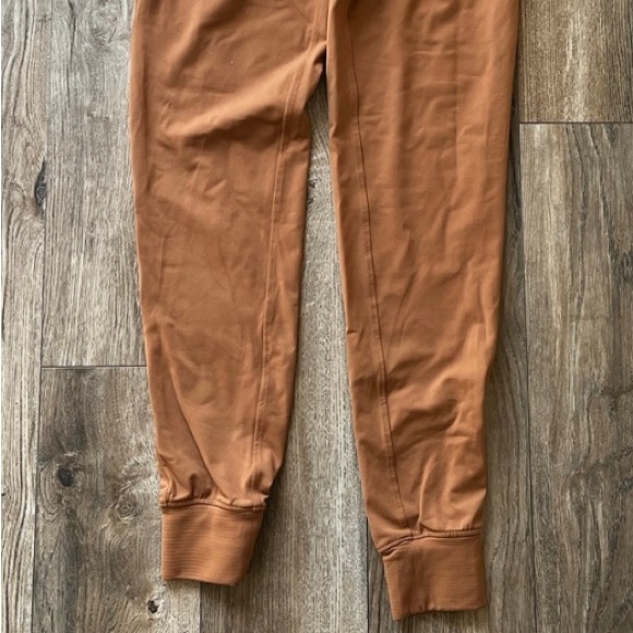 Zyia Active Ascend Joggers ✨ - Picture 5 of 6